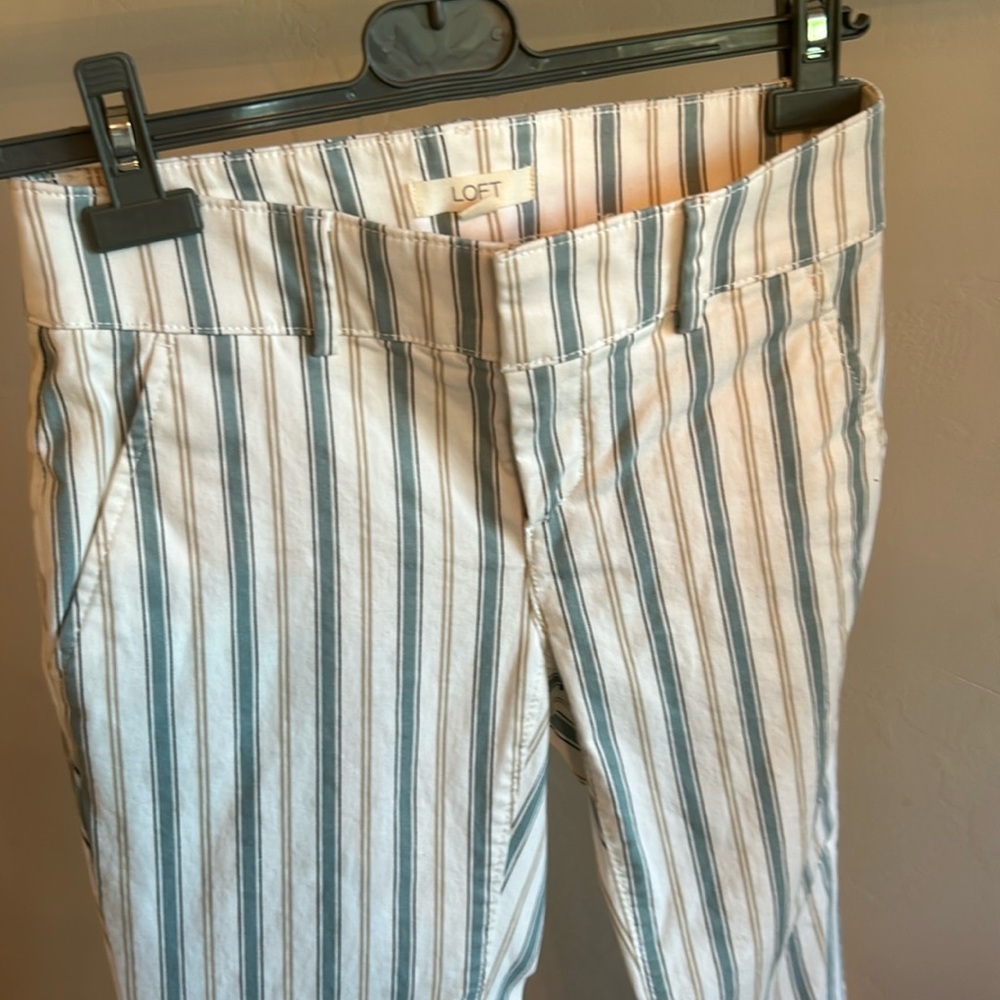 Ann Taylor Loft Size 0 cropped pant
